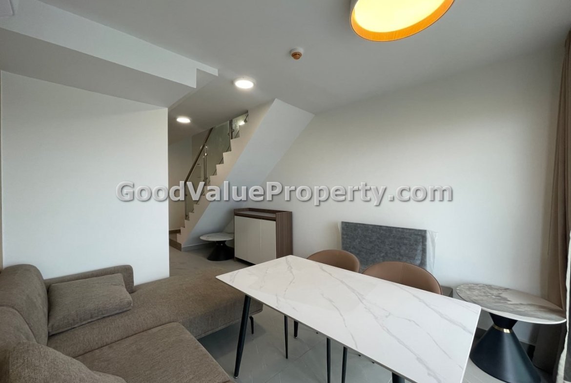 2 bedrooms, 2 floors loft at Urban Village 2