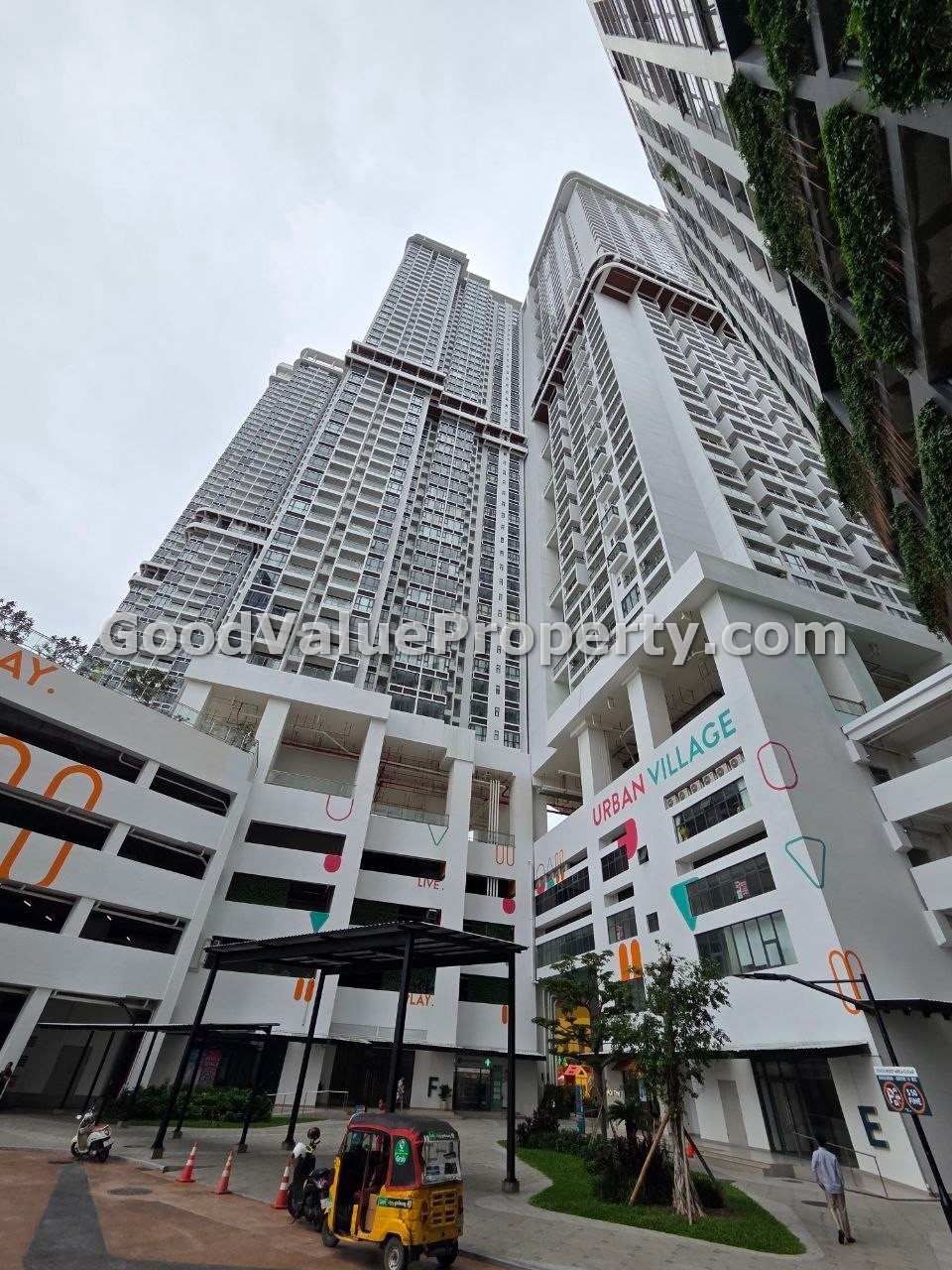 Urban-Village-2-loft-2-bedrooms-condo_008 2 bedrooms, 2 floors loft at Urban Village 2
