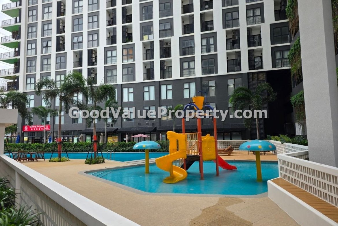 2 bedrooms, 2 floors loft at Urban Village 2