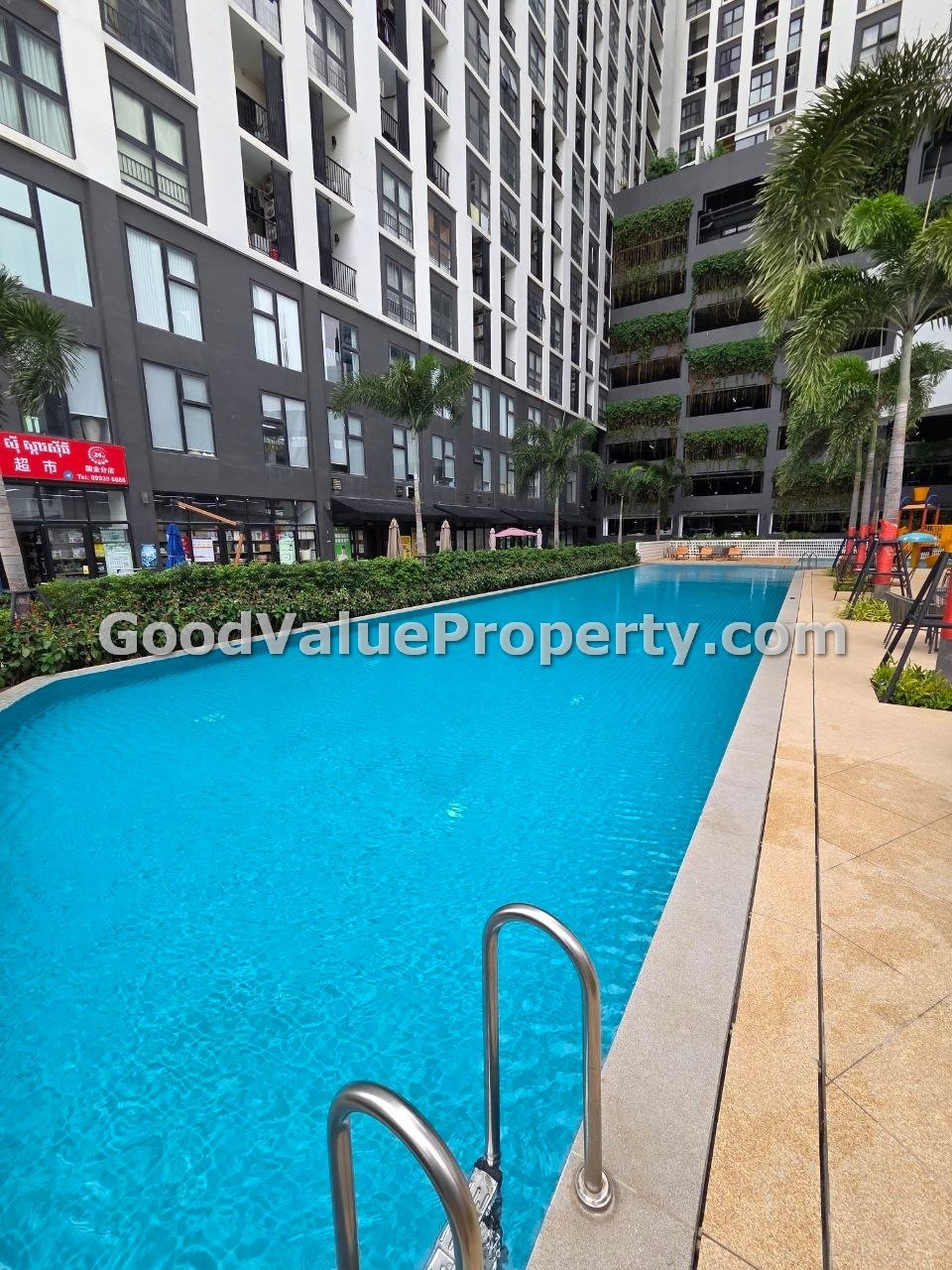Urban-Village-2-loft-2-bedrooms-condo_011 2 bedrooms, 2 floors loft at Urban Village 2
