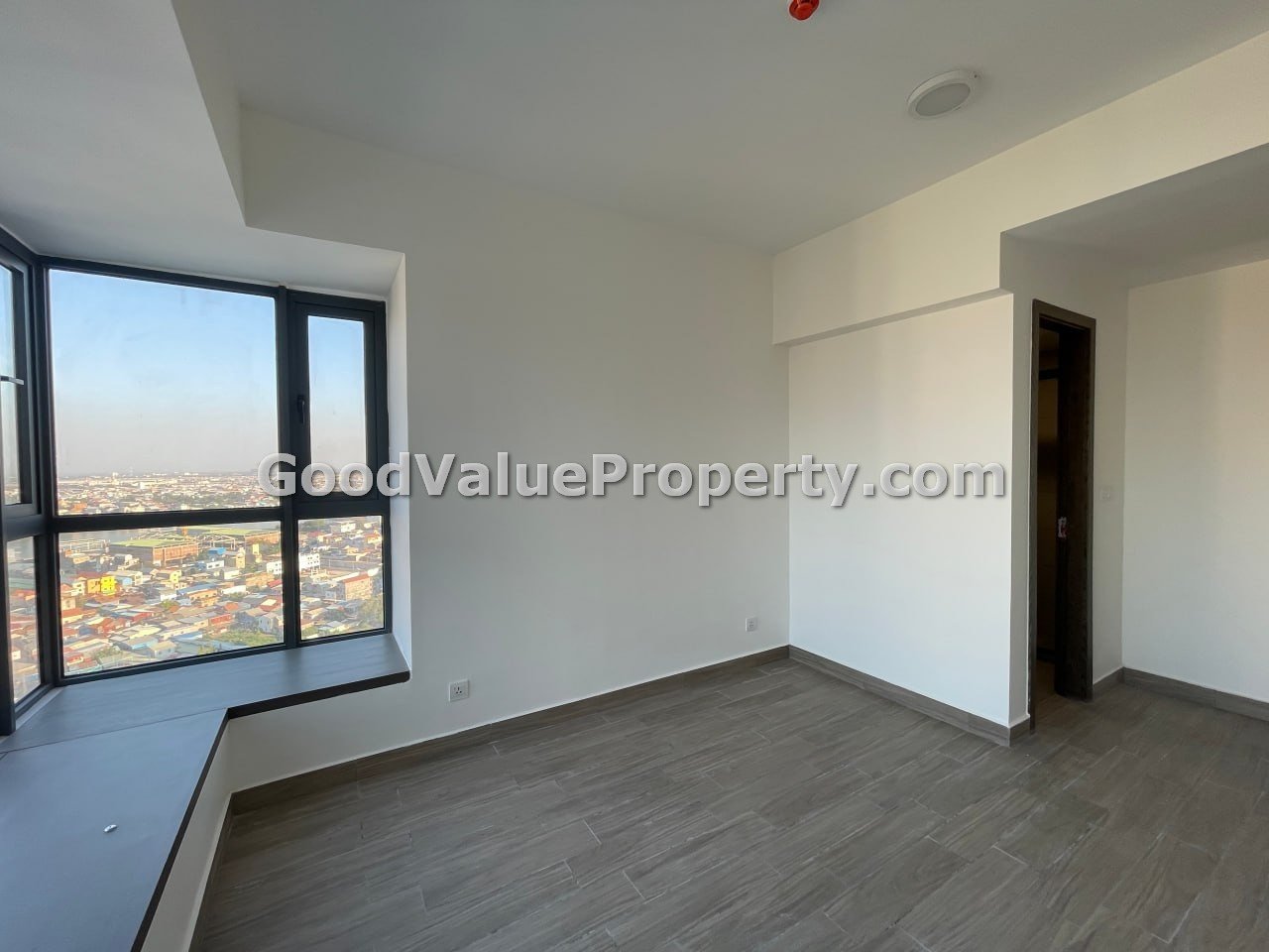 Urban-Village-condo-3-bedrooms-004 3 bedrooms in Urban Village 2